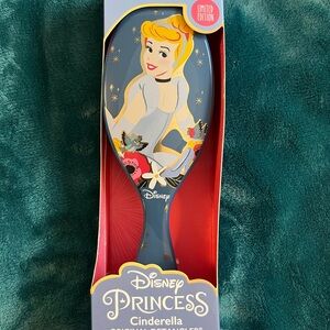Disneys Cinderella Wetbrush